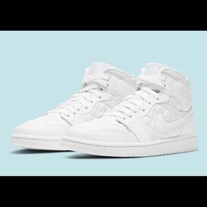 Air Jordan 1 Mid White Quilted